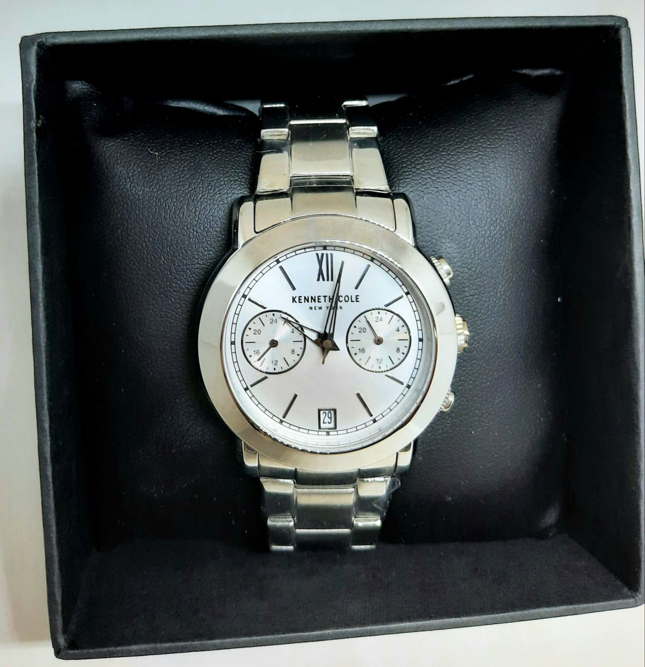 Kenneth Cole